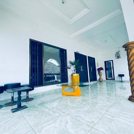 Nana'S Holiday Let Adenta ภายนอก รูปภาพ